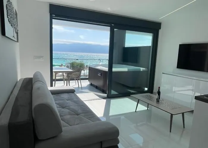 San Sebastian-direct Sea View 3*